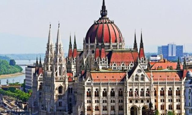 أول اجتماع للبرلمان المجري عقب انتخاب أعضائه