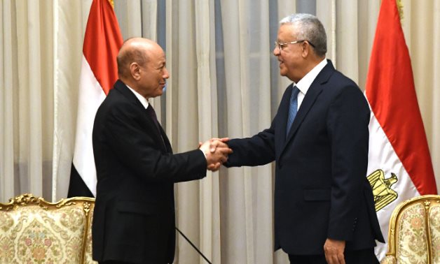 رئيس "النواب" يستقبل رشاد العليمي رئيس مجلس القيادة الرئاسي اليمني