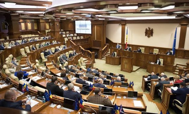 برلمان مولدوفا يمدد حالة الطوارئ 45 يوما إضافية بسبب استمرار الحرب الأوكرانية