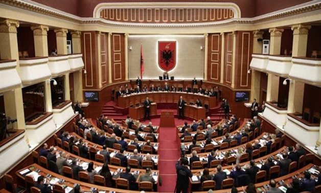 البرلمان الألبانى يوافق على إنشاء سجل وطنى لتسجيل مرتكبى الجرائم الجنسية