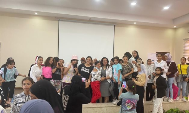 حول تمكين المرأة سياسيا واقتصاديا.. تفاصيل لقاء نائبة التنسيقية بفتيات "بورسعيد ودمياط"