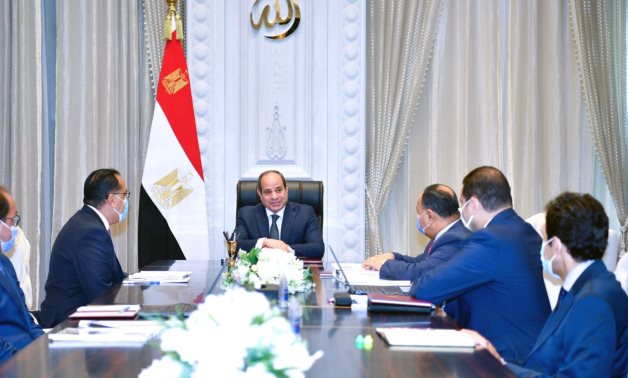 متحدث الرئاسة: الرئيس السيسى يتابع مؤشرات أداء السياسة المالية للدولة