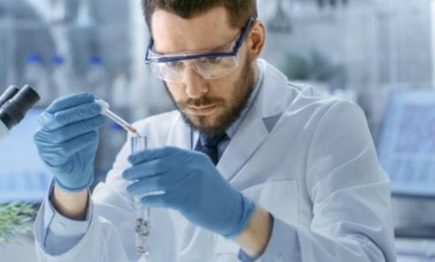 كارثة داخل حضانة بالتجمع.. تجربة كيميائية تحرق 4 أطفال