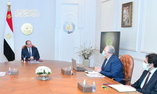 الرئيس السيسى يجتمع برئيس الوزراء ووزير الزراعة