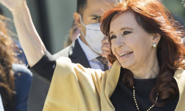 بعد 3 أيام من الحادثة.. أول تعليق من البرلمان الأرجنتيني على محاولة اغتيال نائبة الرئيس
