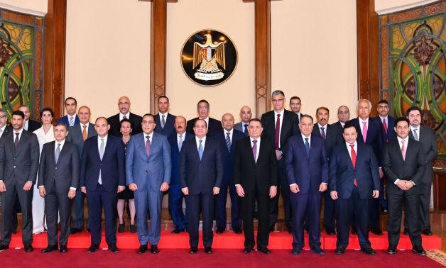 الرئيس السيسى يؤكد تطلع مصر لتطوير علاقات التعاون الاقتصادي والتجاري مع مجتمع رجال الأعمال والشركات الكويتية 