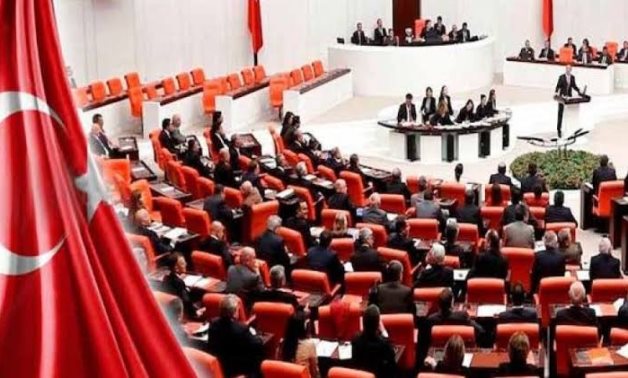 رئيس البرلمان التركى ونوابه يتبرعون برواتب 3 أشهر لضحايا الزلزال المدمر