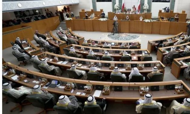 برلمان الكويت يقر قانون جديد بشأن الترشح للانتخابات