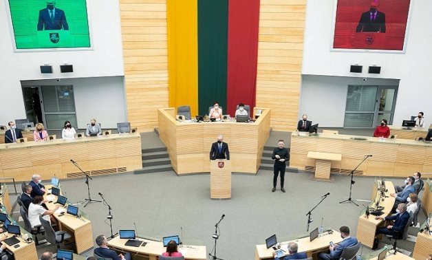 البرلمان الليتواني يمدد حالة الطوارئ على طول الحدود مع بيلاروسيا