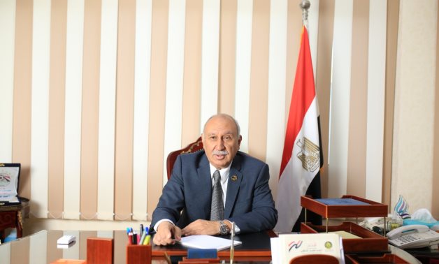 النائب أحمد عثمان: الدولة تحرص على تعزيز الأمن الغذائى والحفاظ على المخزون الاستراتيجى
