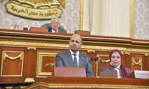 مجلس النواب يوافق نهائيا على قانون بالبحث عن البترول فى شمال سيناء  
