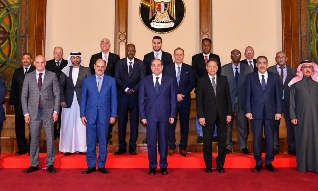 الرئيس السيسى يؤكد حرص مصر على تعزيز روابط الإخاء والمحبة بين الشعوب العربية 