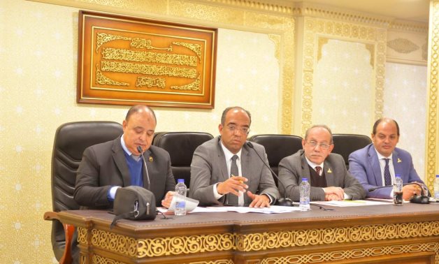صحة الشيوخ" توصي بإنهاء إجراءات استخراج التراخيص الخاصة بمستشفى رمد قنا
