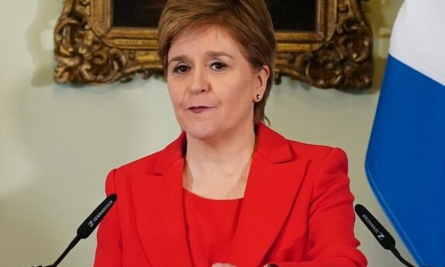 بعد 8 سنوات في الحكم.. رئيسة الوزراء الاسكتلندية تعلن استقالتها