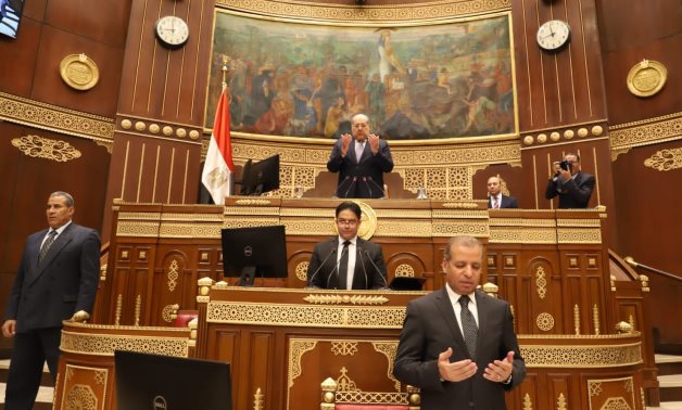 الحزن يسيطر على جلسة "الشيوخ".. الحكومة والنواب ينعون رئيس اللجنة التشريعية