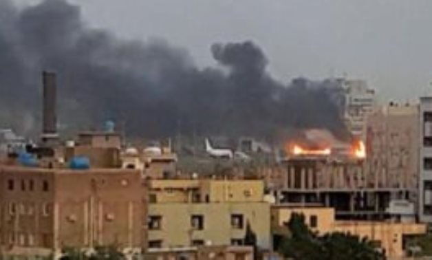 اشتباكات بين الجيش السودانى وميليشيا الدعم السريع بمحيط القصر الجمهورى