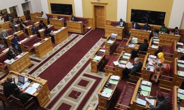 برلمان ناميبيا يُقر تشريع يحظر زواج المثليين ويعاقب المروجين بالسجن والغرامة
