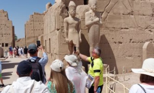 أكبر موقع عالمى متخصص فى السفر يضع 7 أسباب لزيارة المسافرين لمصر بأعداد قياسية هذا العام.. أهمها الأمان والتحول الرقمى وانخفاض التكلفة.. ويتوقع زيادة كبيرة أخرى إلى 15 مليون سائح بنهاية العام الجارى 2023