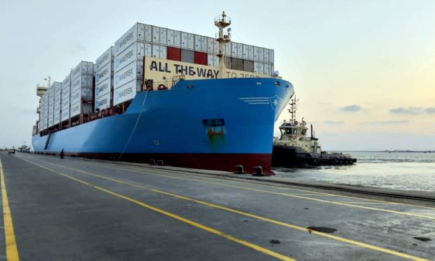 "اقتصادية قناة السويس": ميناء شرق بورسعيد يستقبل أول سفينة تعمل بالوقود الأخضر فى العالم