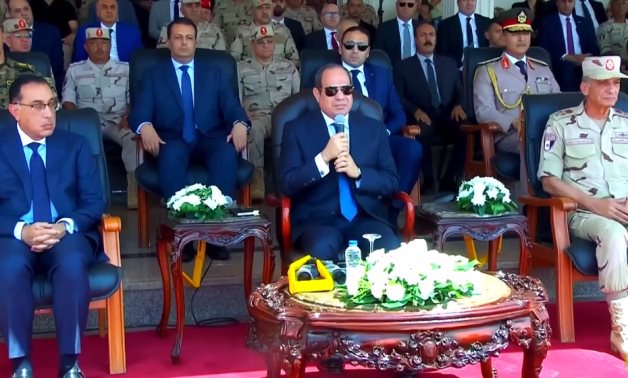 الرئيس السيسى: "الميسترال" قادرة على إدارة أزمة إعصار ليبيا دون عبء.. فيديو