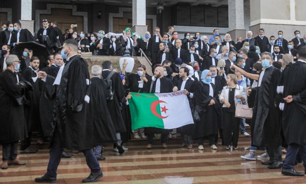 إضراب "المحامين" بالجزائر احتجاجا على إصلاحات قانون العقوبات