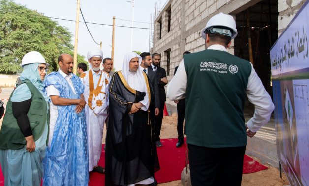 رئيس هيئة علماء المسلمين يدشّن حزمة مشروعات تنموية ورعوية وإغاثية فى موريتانيا بتنسيق حكومى