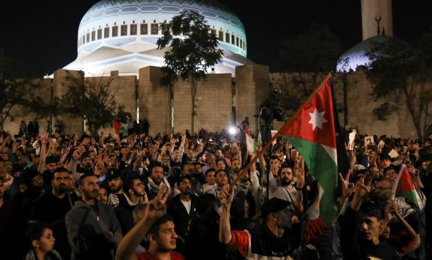 الأردن تعلن حداد 3 أيام.. ومظاهرات احتجاجا على مجزرة مستشفى "المعمدانى"