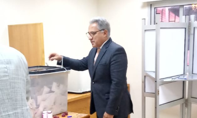 النائب أحمد السجيني : المشاركة الكبيرة  في اليوم الأول للانتخابات تعكس وعي المواطنين 