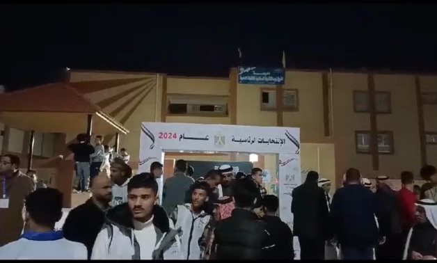 تزايد طوابير الناخبين أمام لجان انتخابات الرئاسة فى شمال سيناء.. صور 