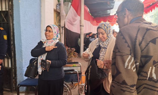 السيدات يتصدرن المشهد بلجان الهرم فى ثانى أيام الانتخابات الرئاسية.. صور