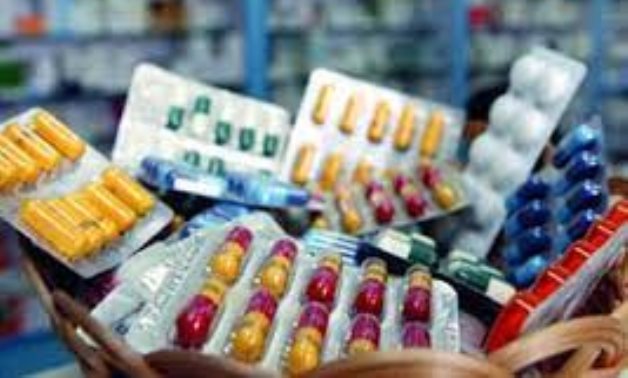 الدواء يا حكومة.. مطالب برلمانية للحكومة بالسيطرة على سوق الأدوية