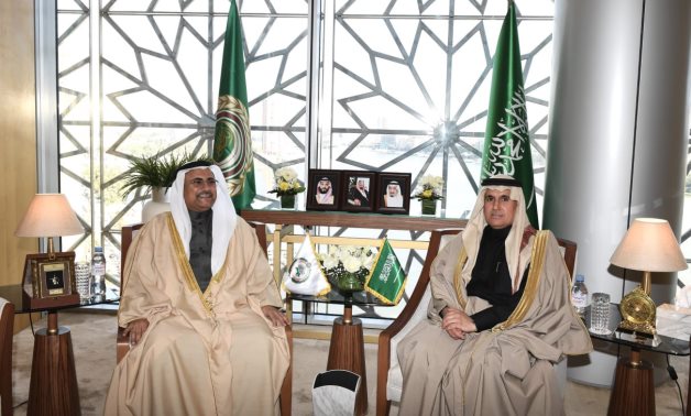"العسومي": السعودية تقوم بدور رائد في تعزيز التضامن العربي وحلحلة الأزمات بالمنطقة