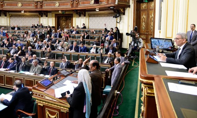 رئيس النواب يحيل اتفاقية التسهيلات الائتمانية بين مصر وإسبانيا لتوريد 7 قطارات إلى اللجنة التشريعية 