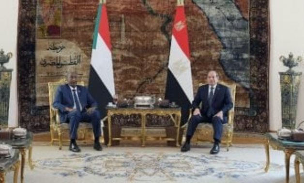 الرئيس السيسى و"البرهان" يؤكدان ضرورة وقف إطلاق النار فى غزة وإنفاذ المساعدات الإنسانية  