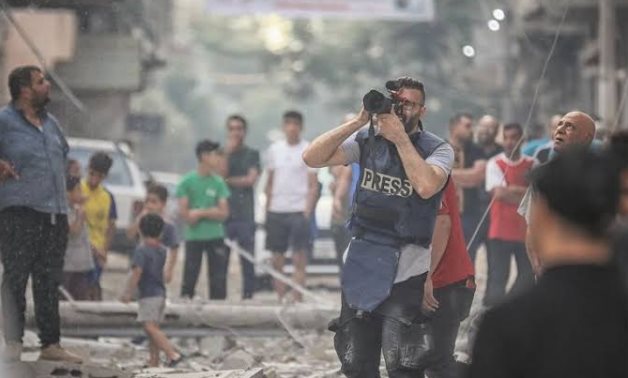 إسرائيل دمرت حرية الصحافة فى غزة وقتلت 140 صحفياً