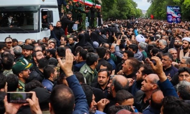40 وفد أجنبى يشارك فى مراسم تشييع جثمان الرئيس الإيراني ووزير خارجيته 