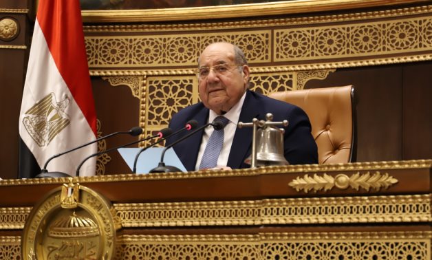 رئيس مجلس الشيوخ يهنئ الرئيس السيسى والشعب المصرى بعيد الأضحي المبارك     