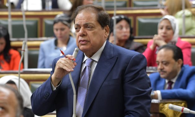  أبو العينين: سداد 30 مليار دولار ديون إنجاز كبير ونحتاج ثورة إنتاجية وتشريعية لزيادة الإيرادات  