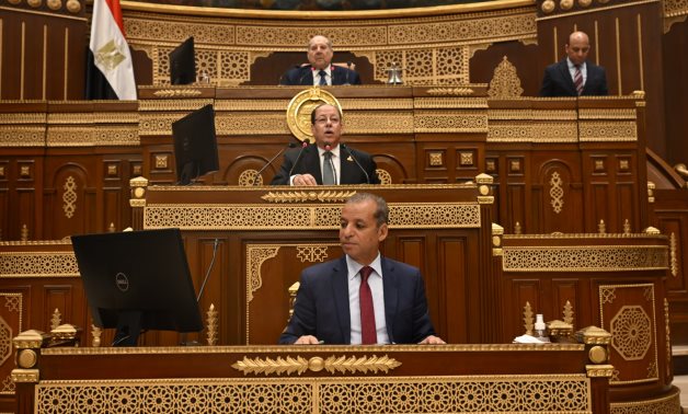 وزير الأوقاف: الأفكار المتطرفة مزقت أوطانا حولنا.. ونقف إلي جانب رجال القوات المسلحة والشرطة لحماية البلاد   