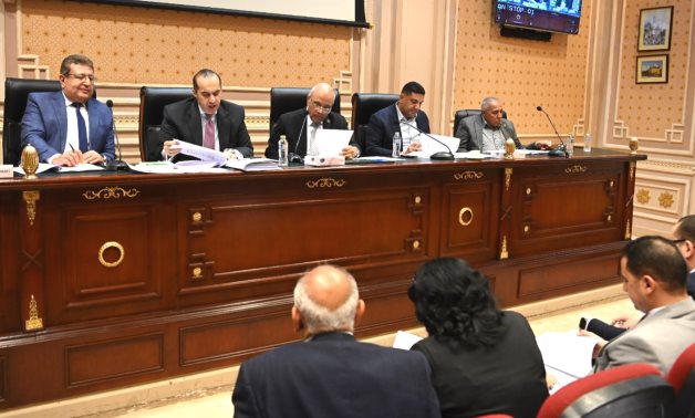 "إسكان النواب" توافق نهائيًا على مشروع قانون تنظيم مرفق مياه الشرب والصرف الصحى