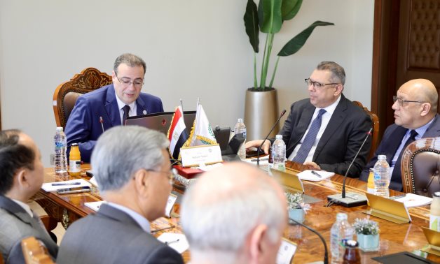التنظيم والإدارة يستقبل سفراء الدول الأسيوية ويستعرض تجربة مصر بالإصلاح الإدارى