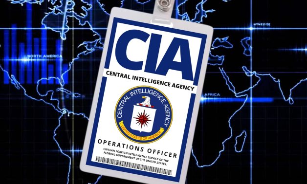 CIA يعانى من أزمة تجنيد جواسيس جدد.. مسئولون: الأساليب التقليدية للتجسس البشرى لم تعد تجدى نفعا.. نجاح وكالة الاستخبارات فى تجنيد الأجانب تراجع بشدة فى السنوات الأخيرة.. ومقاطع فيديو سينمائية أحدث وسائل التجنيد