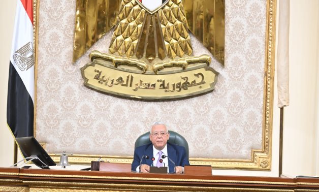 رئيس النواب يشيد باللجنة الاقتصادية: تقدم تعديلات تتلافى الإشكاليات الدستورية