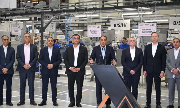 رئيس الوزراء يفتتح مصنعًا للأجهزة المنزلية ومستودعًا ضخمًا لإحدى شركات التجارة الإلكترونية الرائدة في أفريقيا