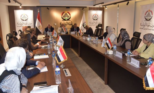 القصير فى اجتماع أمانة البحث العلمى: سننهض بالأبحاث التطبيقية ورعاية القطاع الخاص لها