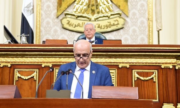 "النواب" يبدأ مناقشة تعديلات قانون التعليم.. وسامى هاشم: الثانوية العامة باقية