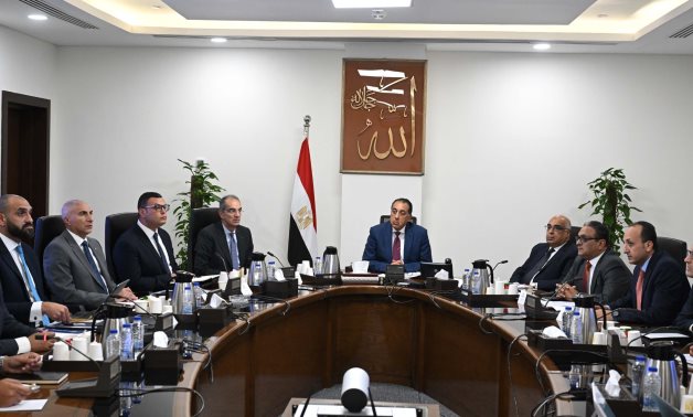 رئيس الوزراء يتابع تنفيذ مُخرجات اللجنة الاستشارية للتنمية العمرانية وتصدير العقار
