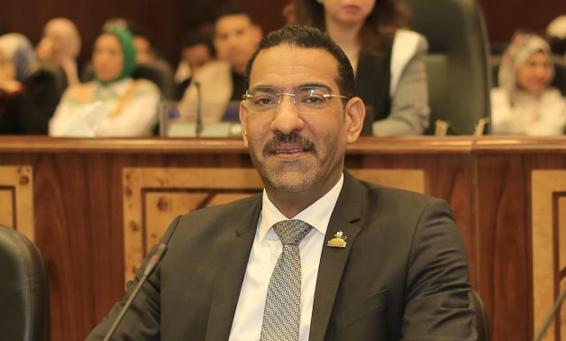 سامح الشيمى: الاعتداءات الإسرائيلية تنذر بانفجار إقليمى.. ومصر تؤكد احترام السيادة العربية