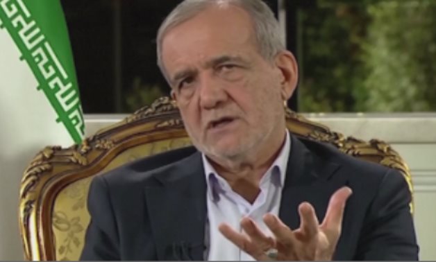 قنبلة إيران النووية تؤرق الغرب.. جولة محادثات الترويكا لم تعط ضمانات.. التلويح بالعقوبات على طهران مستمر.. إيران تؤكد تمسكها بتعزيز قدراتها الرادعة.. والحرس الثورى يحذر أوروبا من تفعيل "آلية الزناد"