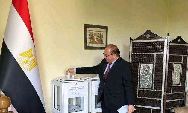 استمرار توافد المصريين على لجان الاقتراع في أذربيجان للتصويت في انتخابات مجلس الشيوخ